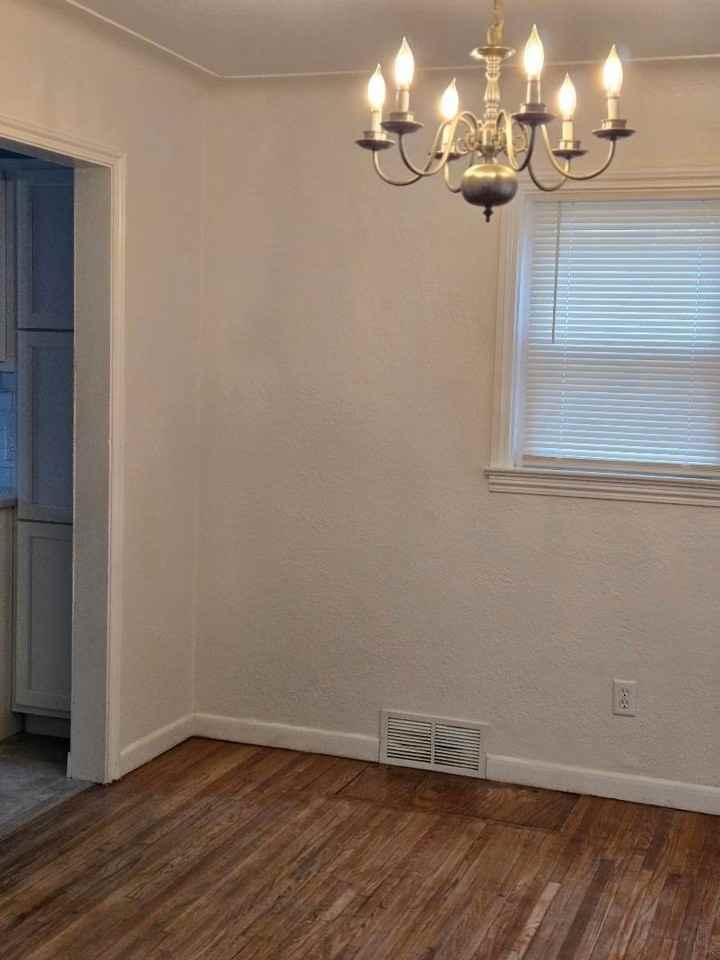 1639 Hagley Rd - Photo 3 of 8