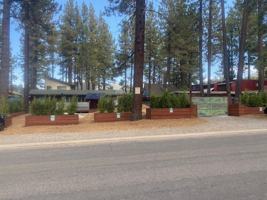 featured image of 1037 Echo Rd #4