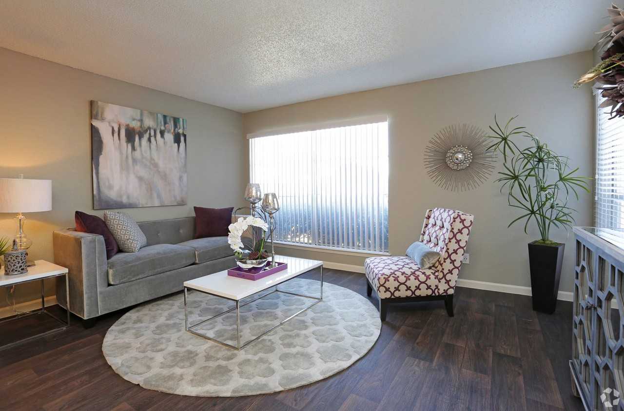 724 Polk Dr #124 - Photo 7 of 19