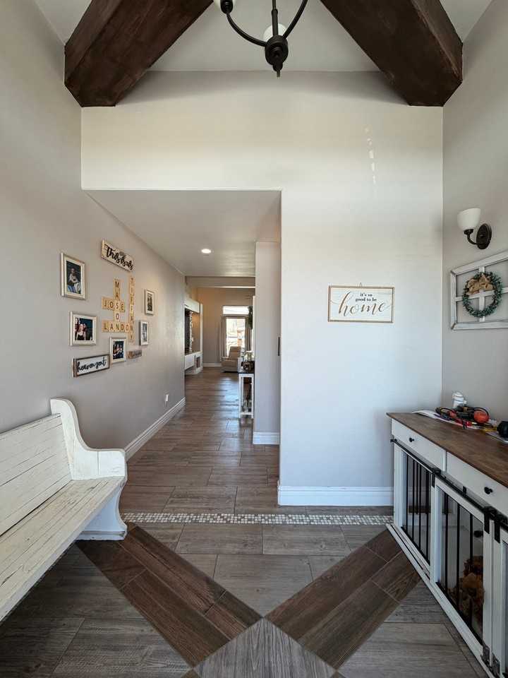 13621 Bradford St - Photo 5 of 33