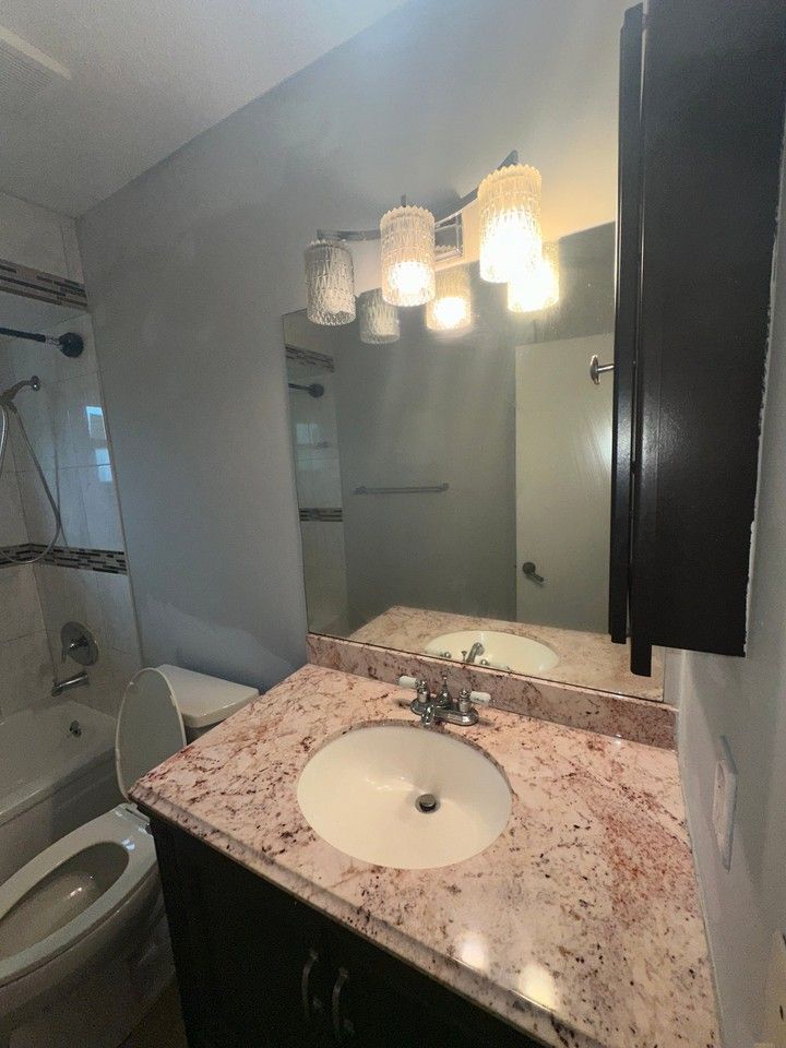 1309 Fairway Ave - Photo 4 of 22