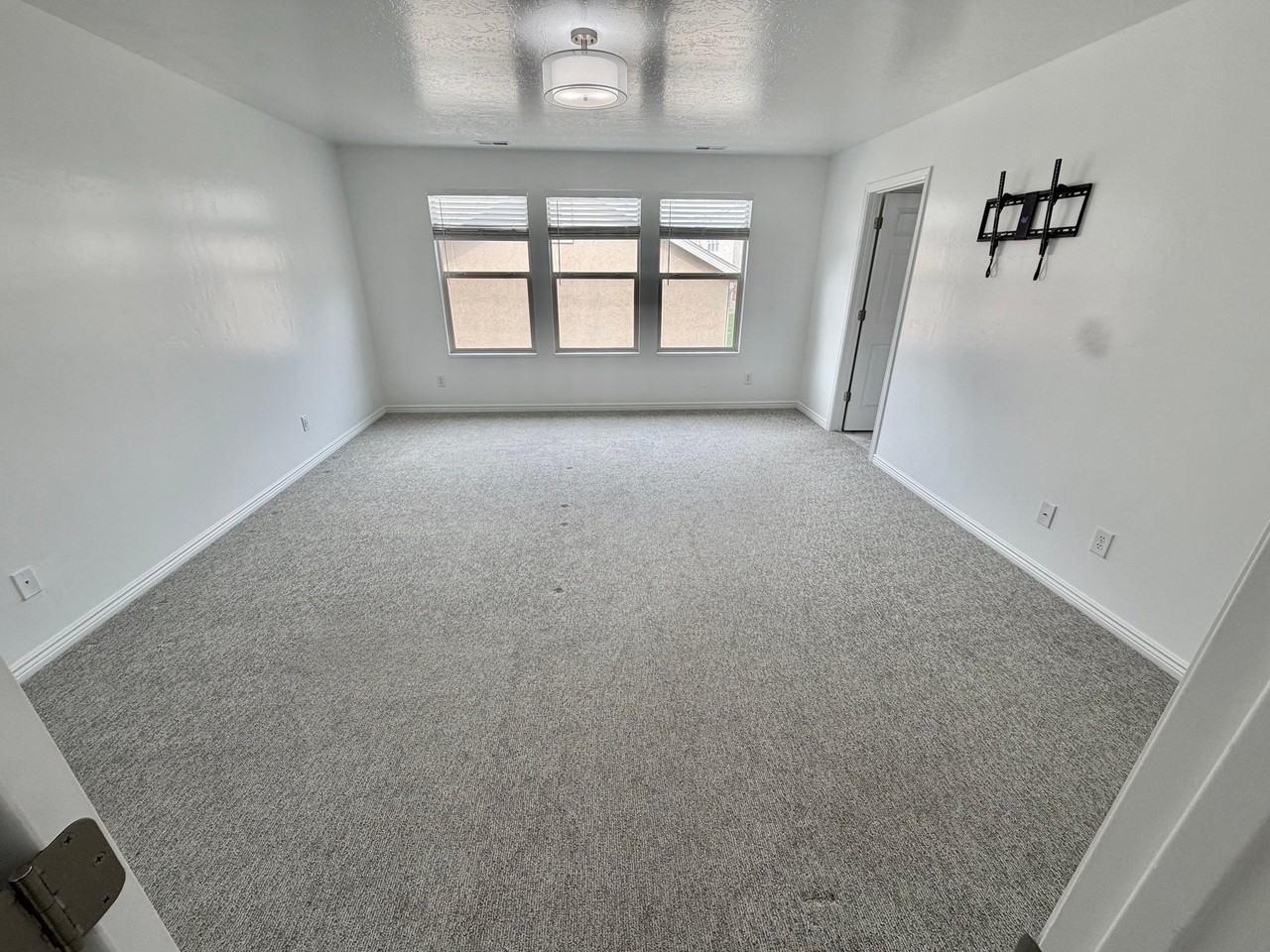 1721 Willow Way - Photo 7 of 18