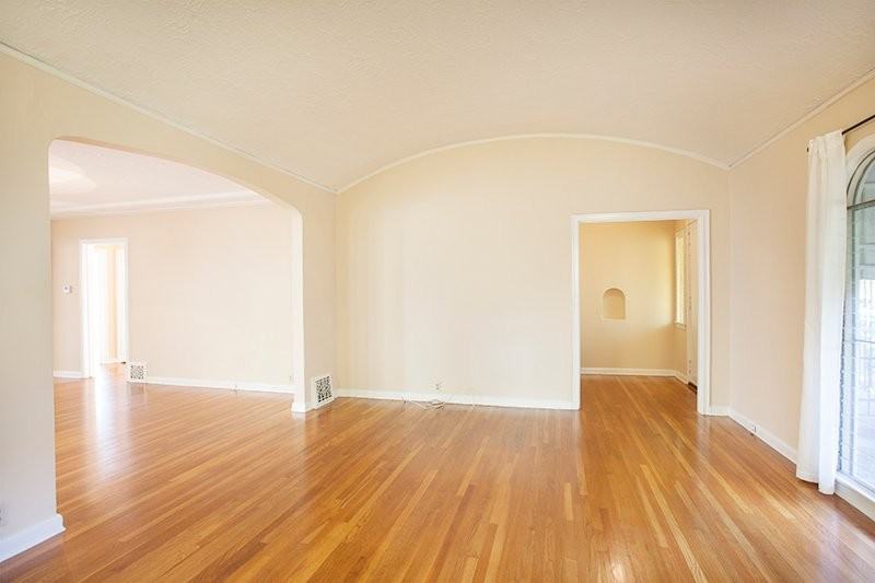 1936 N Hoover St - Photo 5 of 19