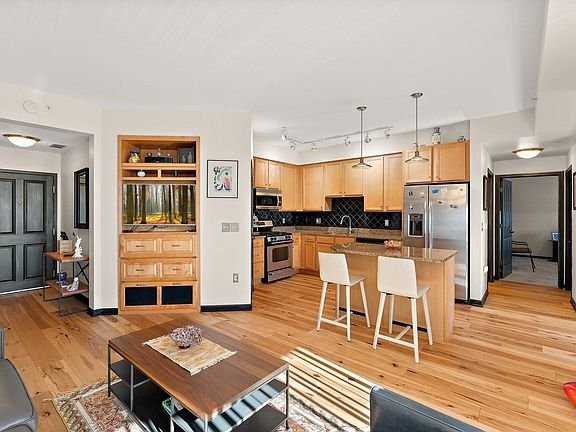 500 E Grant St #22 - Photo 2 of 19