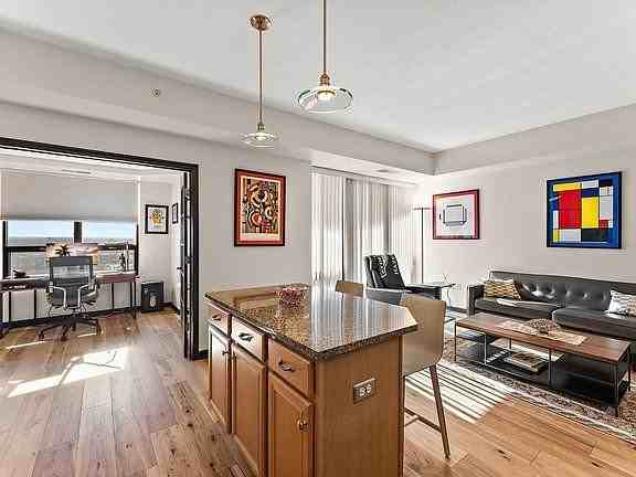 500 E Grant St #22 - Photo 3 of 19