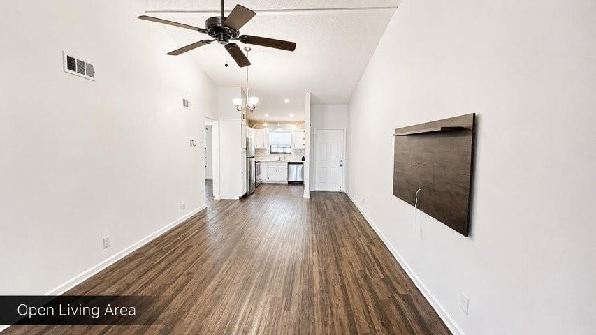 2650 Greenwood Ter - Photo 6 of 8