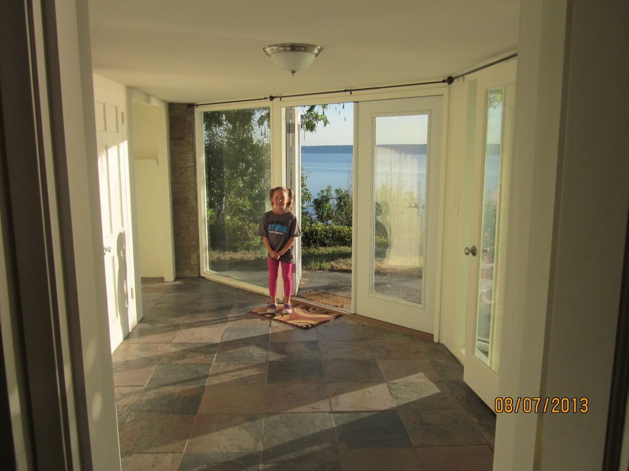 12837 Shorecrest Dr Sw - Photo 5 of 7