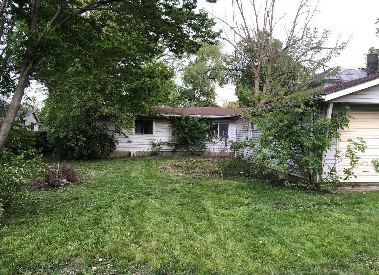220 N Johnson St - Photo 2 of 13