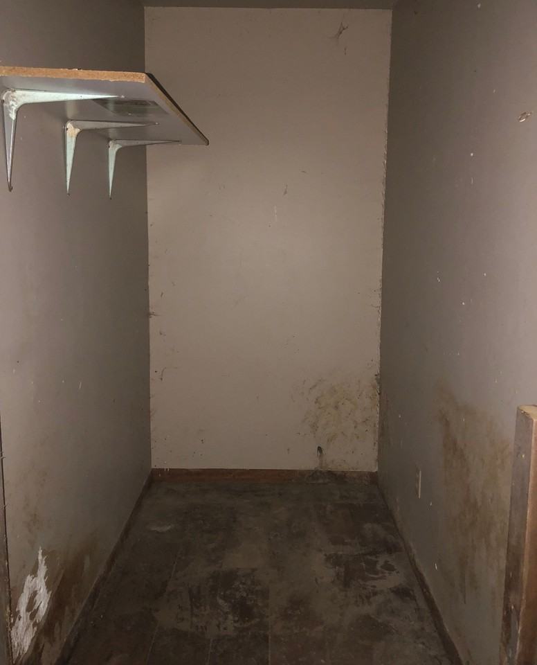 220 N Johnson St - Photo 5 of 13