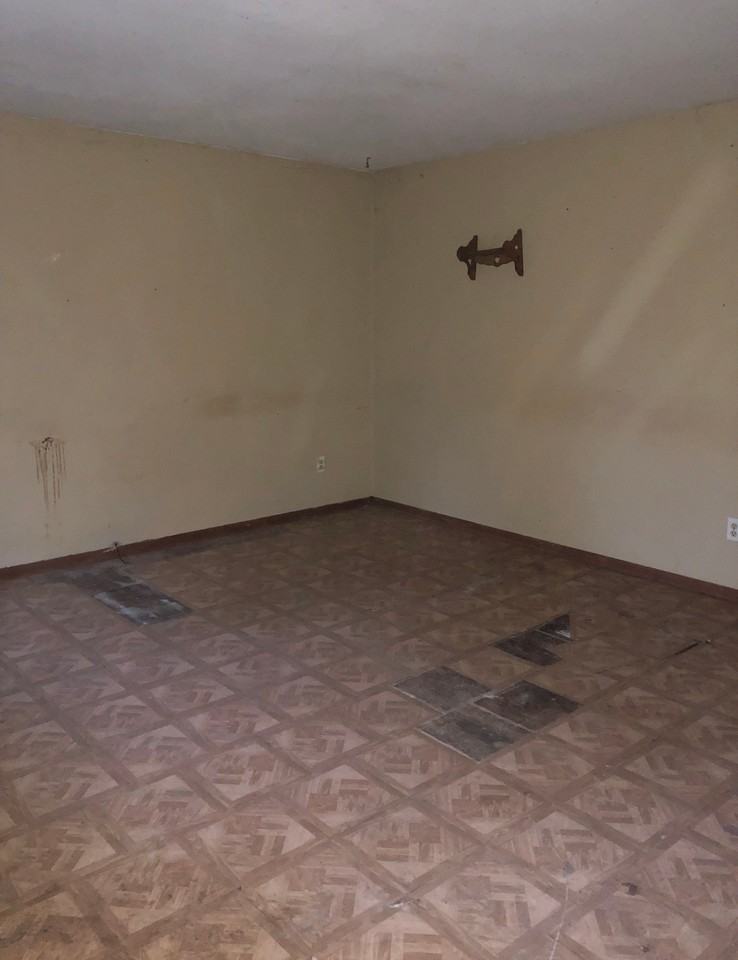 220 N Johnson St - Photo 6 of 13