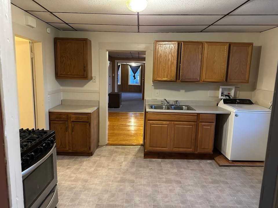 7 Sturgis St #3 - Photo 4 of 43