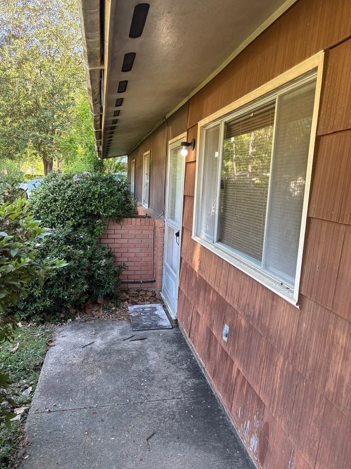 1546 David Dr - Photo 3 of 20