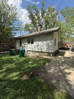 featured image of 927 W North St
