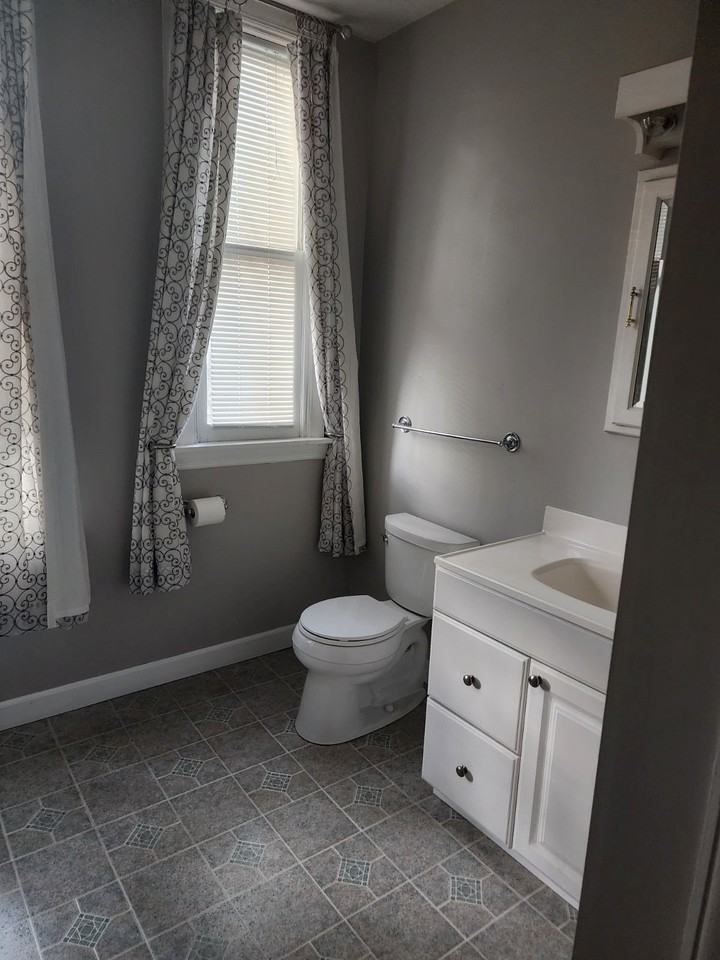 3570 Burch Ave #2 - Photo 3 of 13