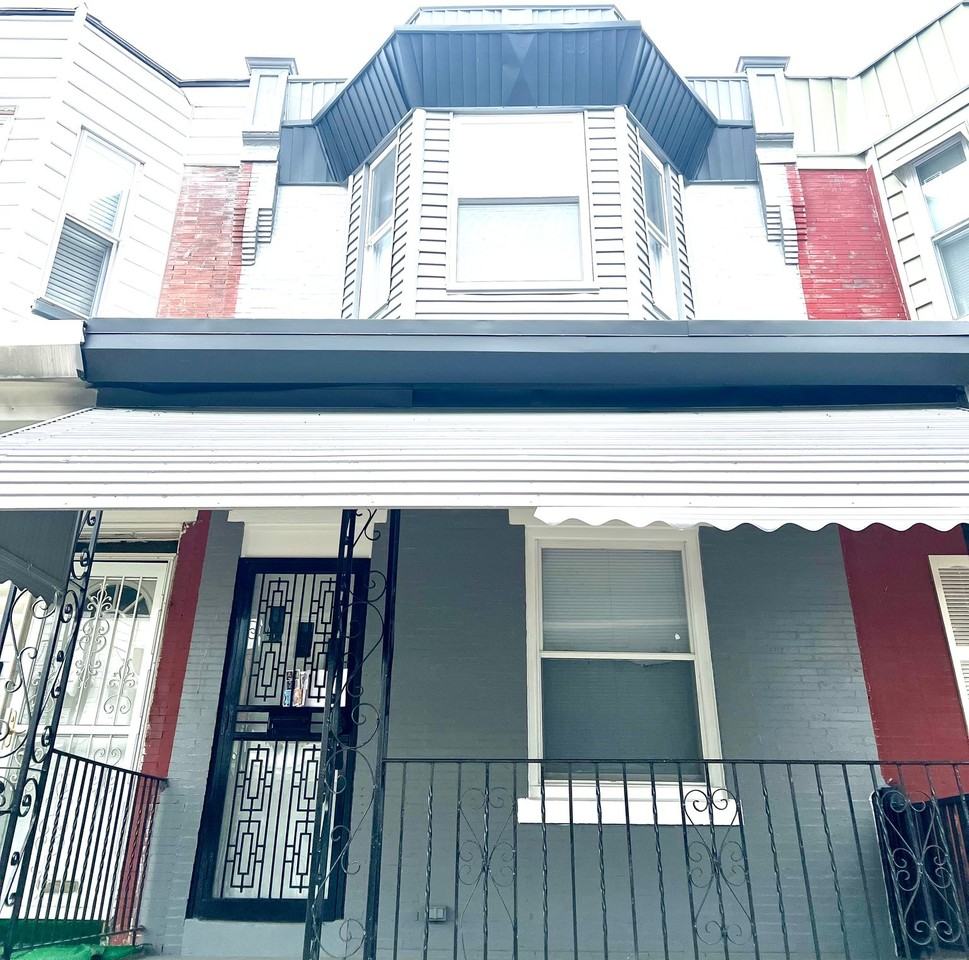 155 N Robinson St #155 - Photo 5 of 19