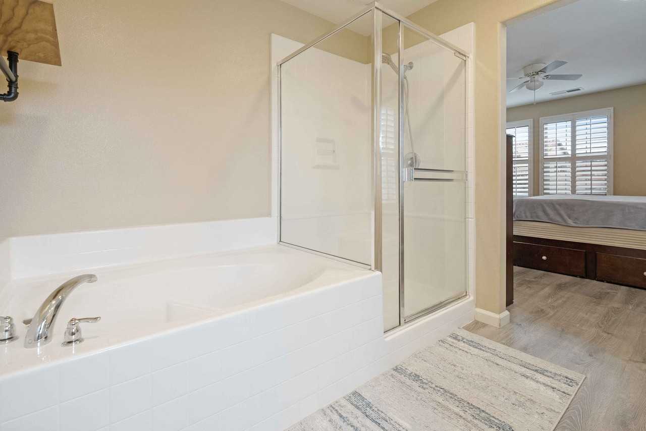 1224 Los Olivos St - Photo 4 of 20