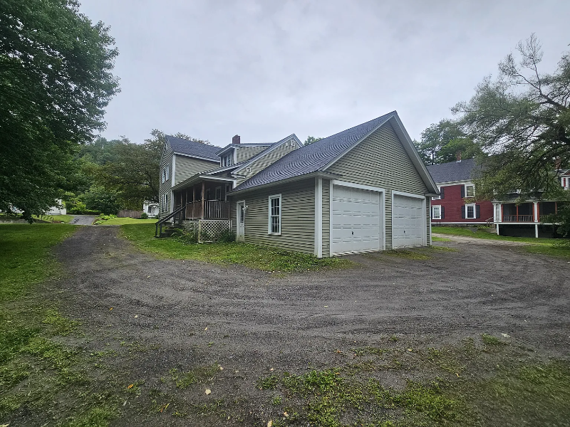 6169 Memorial Dr #2 - Photo 2 of 14