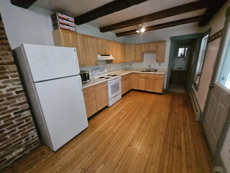 6169 Memorial Dr #2 - Photo 4 of 14