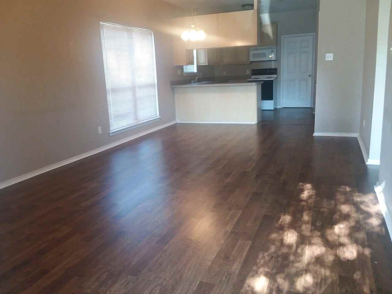 112 Obrien Ct - Photo 5 of 9