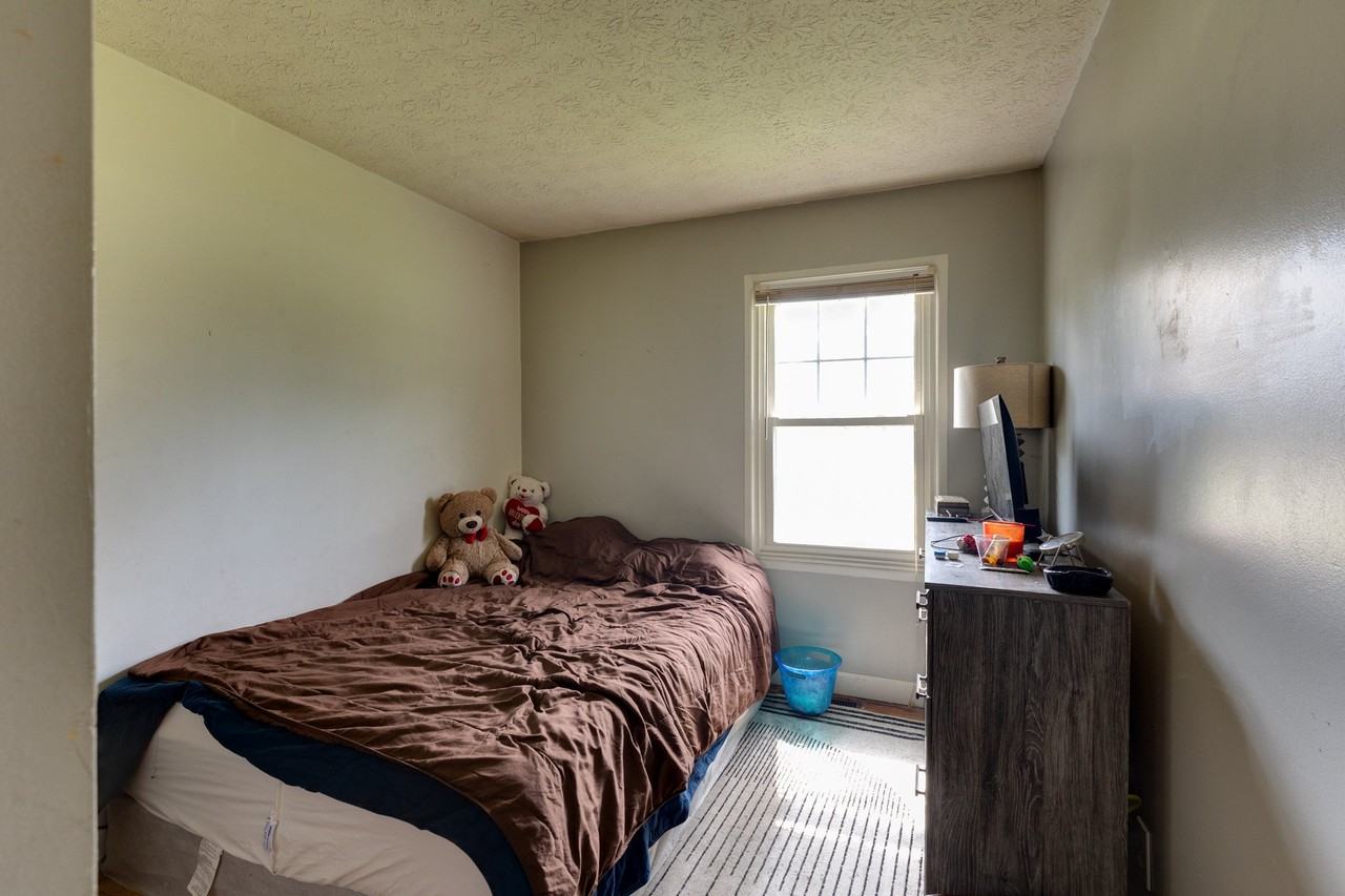 1204 Middlebury Rd - Photo 4 of 6