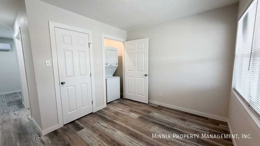 5438 40th St. - 5438 40th St. #3 - Photo 3 of 10