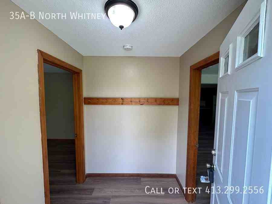 35AB N Whitney St - Photo 7 of 11