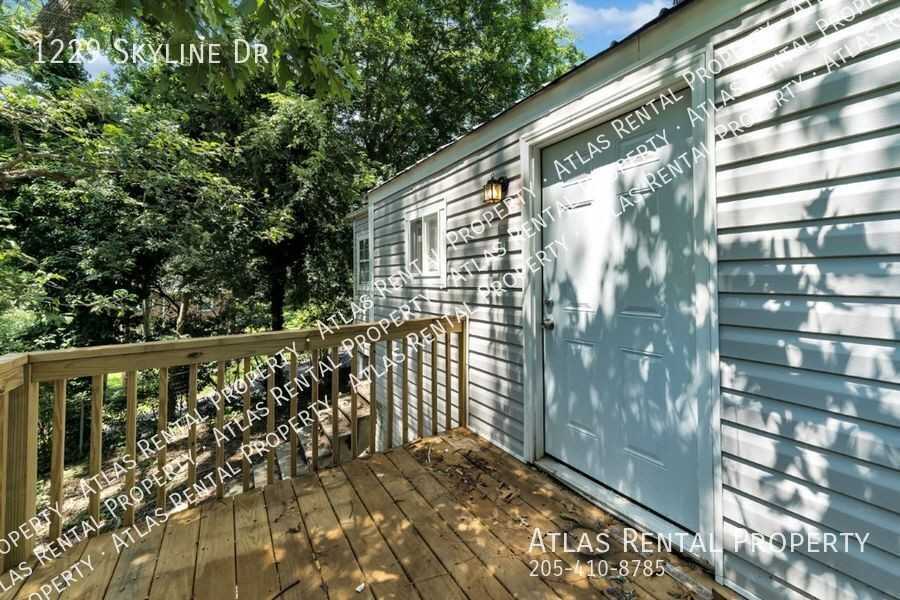 1229 Skyline Dr - Photo 5 of 22