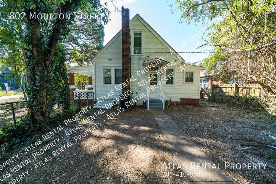 802 Moulton St W - Photo 5 of 24