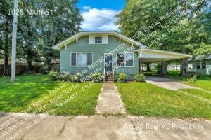 featured image of 1028 Main St