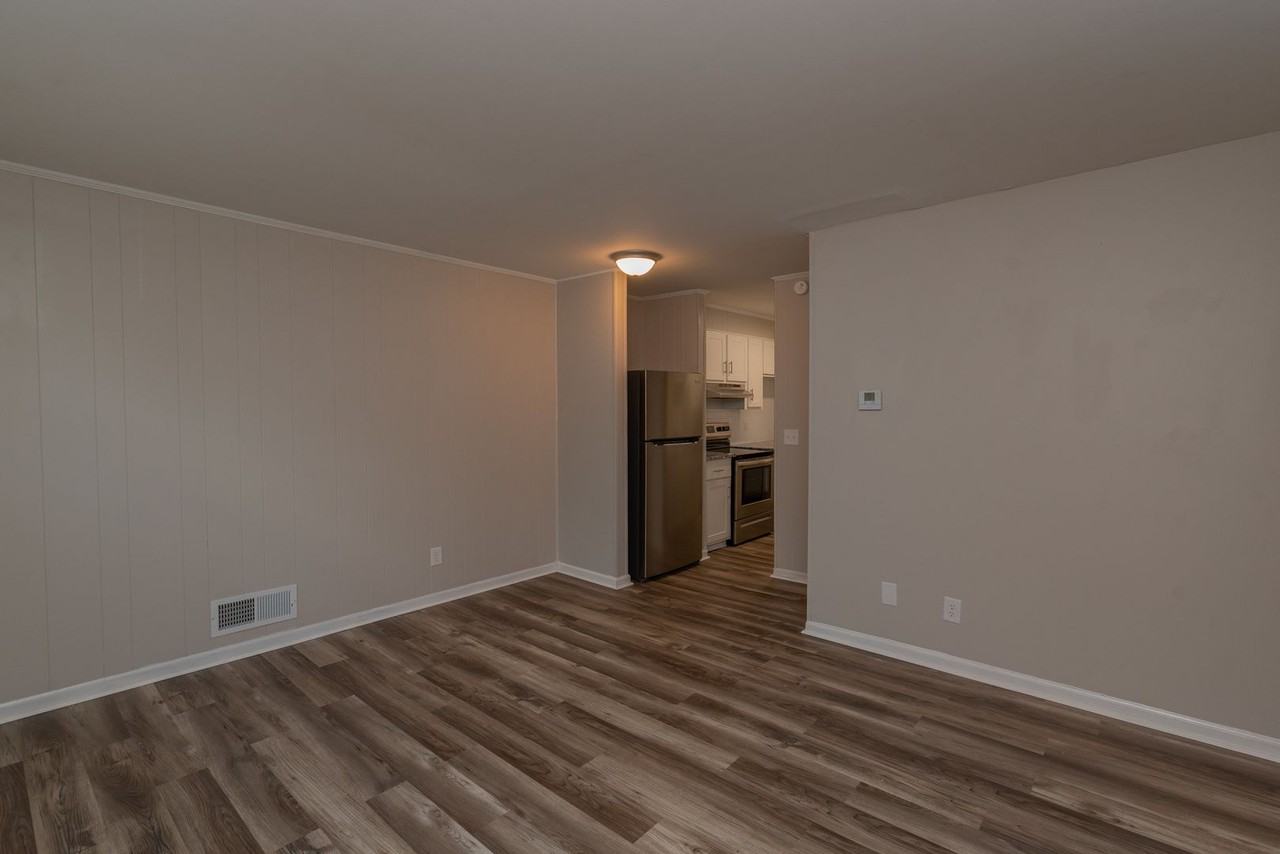 Johns Road Apartments - Photo 2 of 35