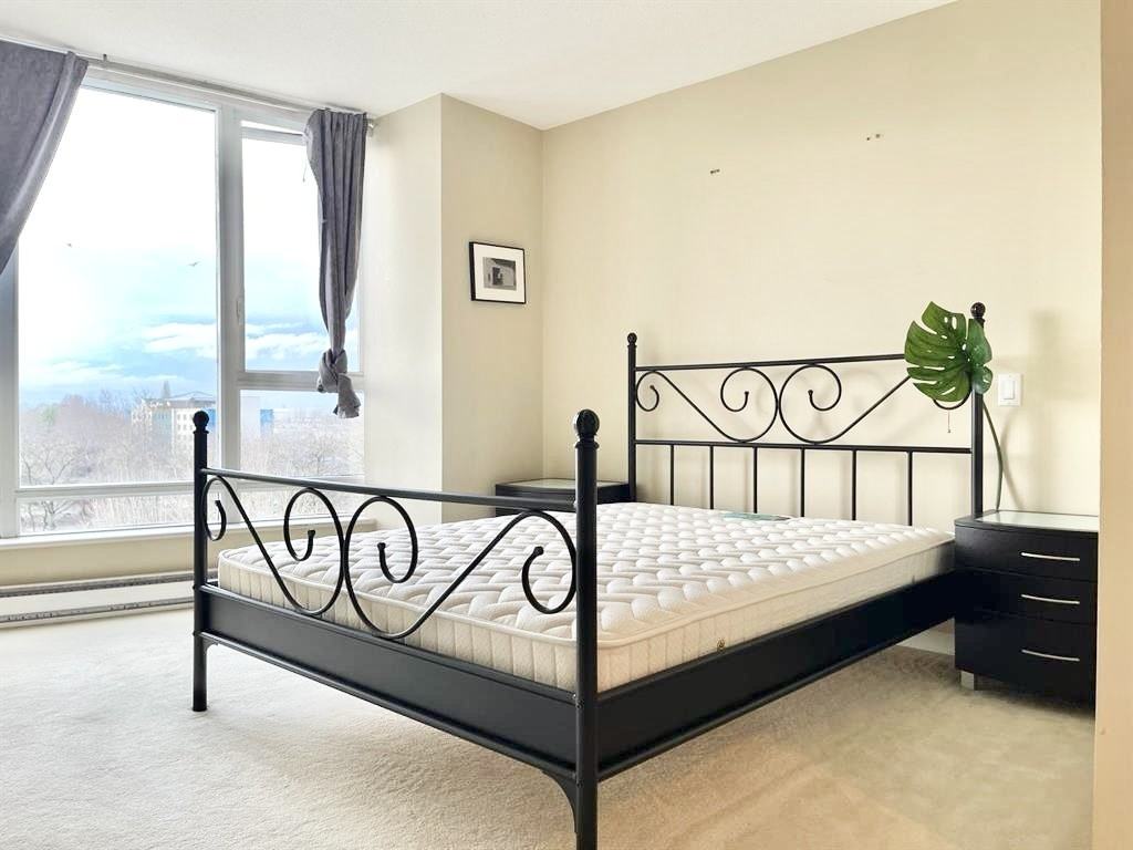 5068 Kwantlen Street #908 - Photo 7 of 14