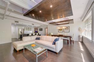 329 E Colorado Blvd - Photo 1 of 1