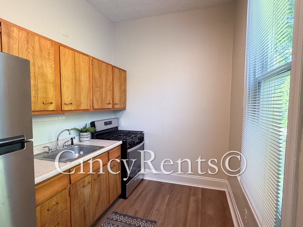 2235 Francis Ln #2 - Photo 3 of 12