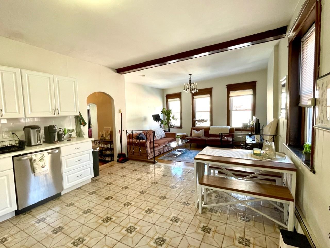 443 Hanover St #2 - Photo 5 of 16