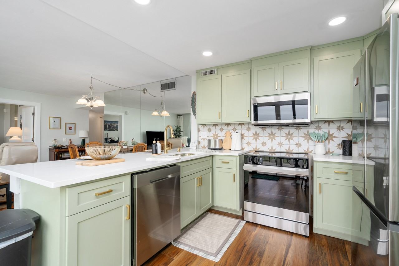 6180 Sun Blvd #506 - Photo 7 of 48