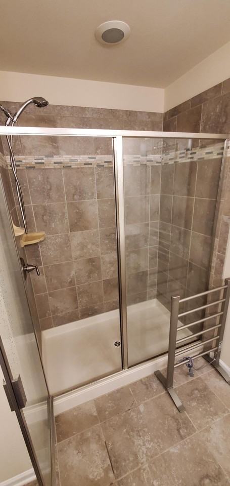 2426 Royal York Ave - Photo 7 of 14