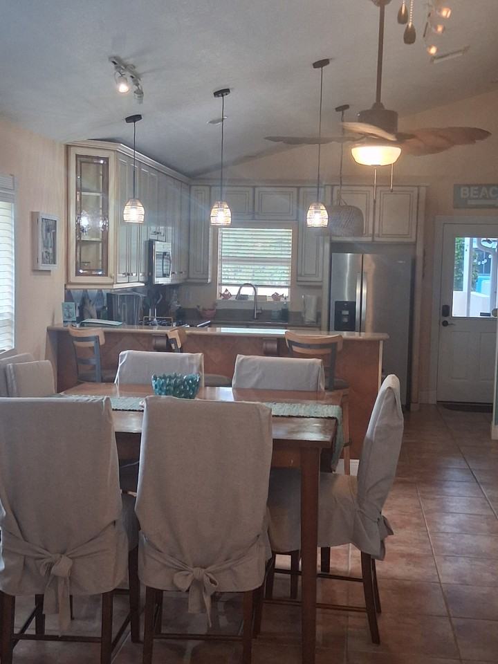 832 E 25th Ave #NA - Photo 5 of 35