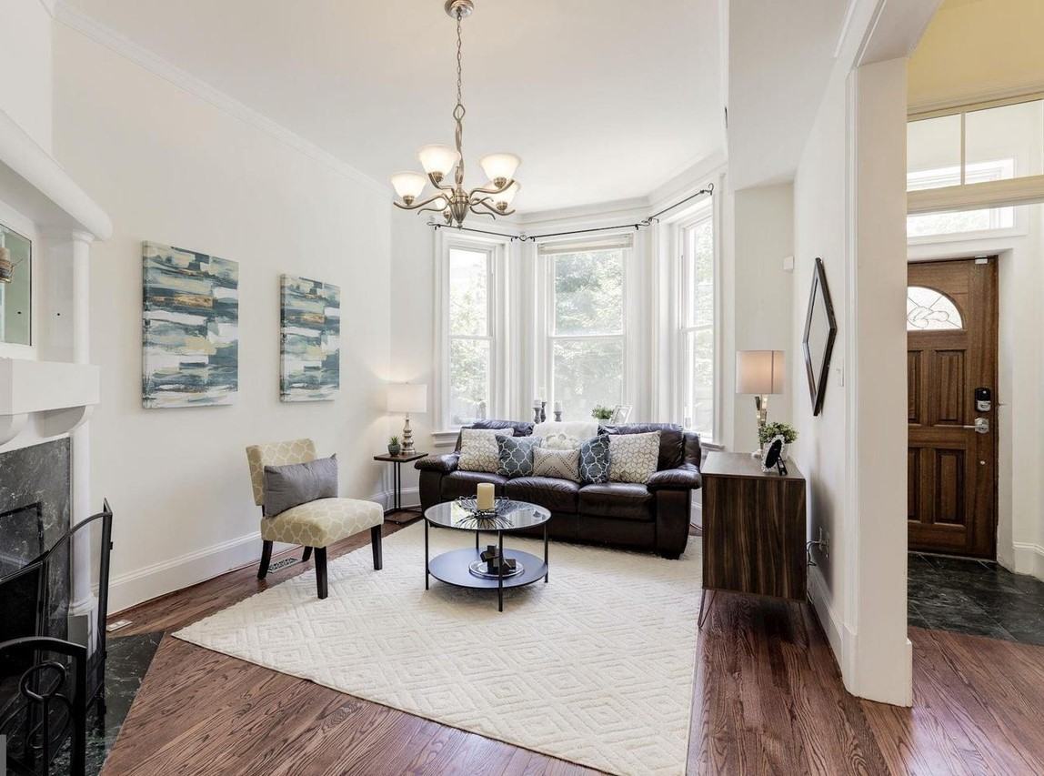 1023 Columbia Rd Nw #NA - Photo 5 of 37