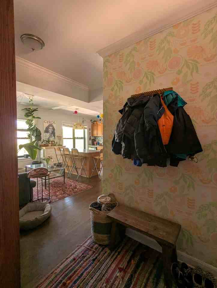 1447 W Jarvis Ave #2W - Photo 5 of 9