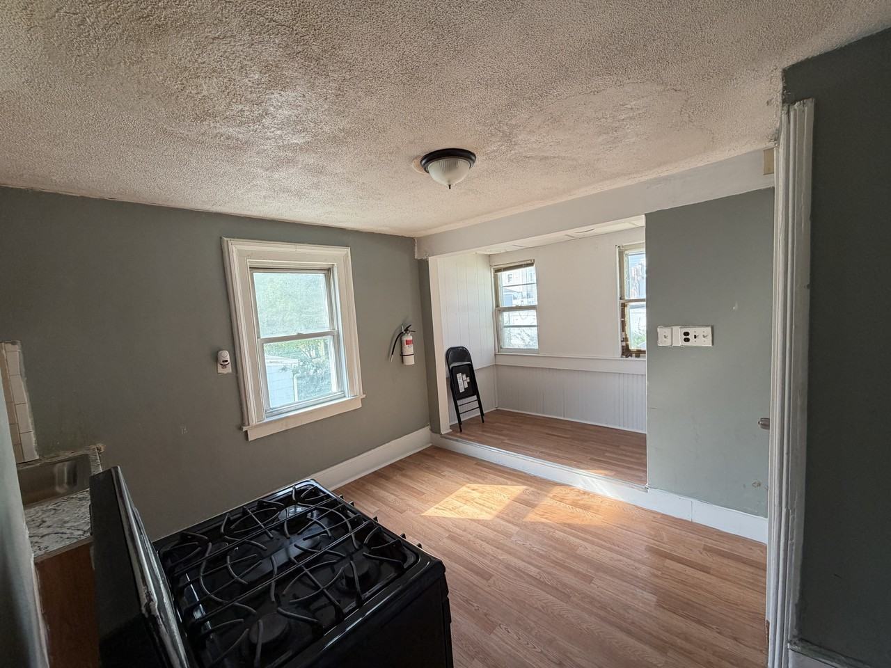 65 Webster Ave #2 - Photo 7 of 12