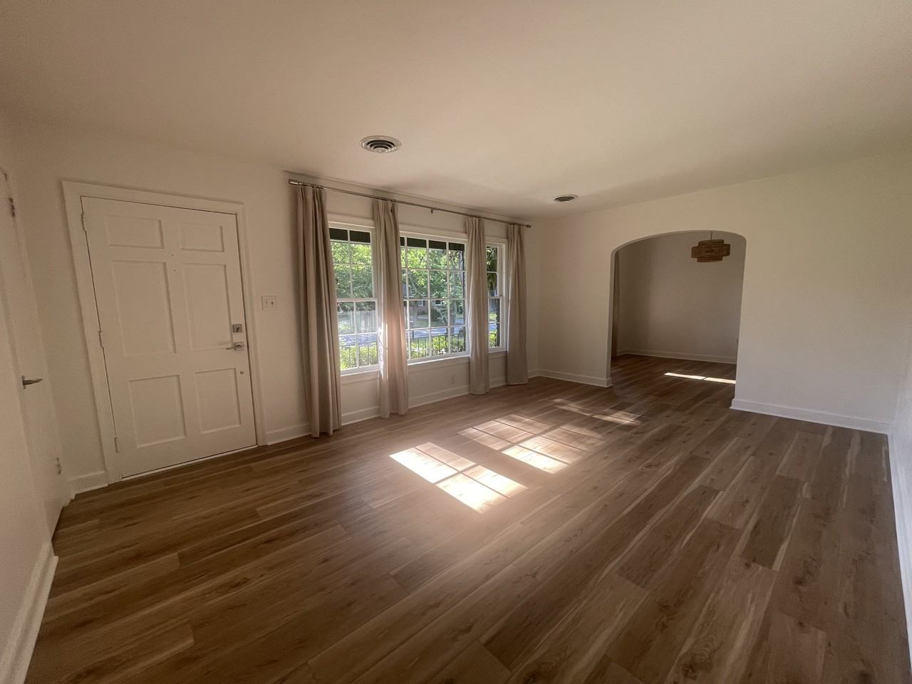 413 Hoff Ave #NA - Photo 3 of 18