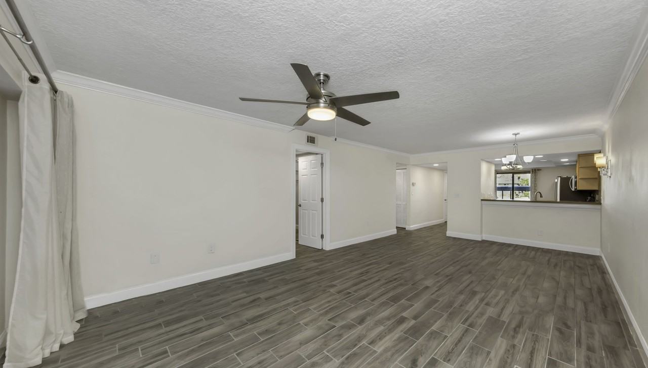 122 Caryl Way #1 - Photo 7 of 30