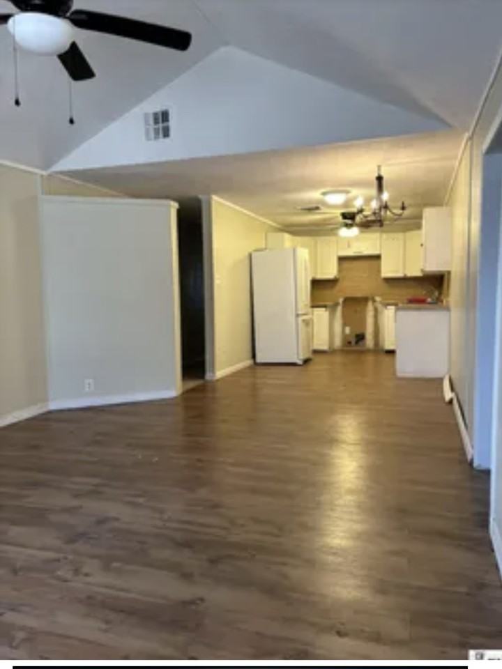 320 Bell Ave #NA - Photo 3 of 13