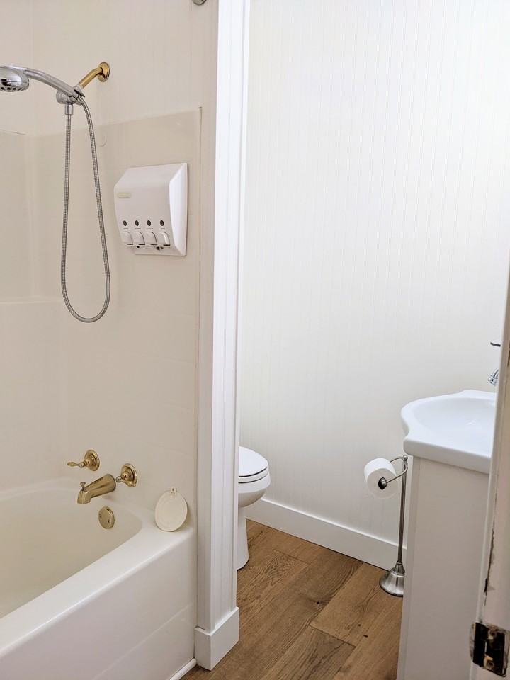 410 24th St #NA - Photo 6 of 12