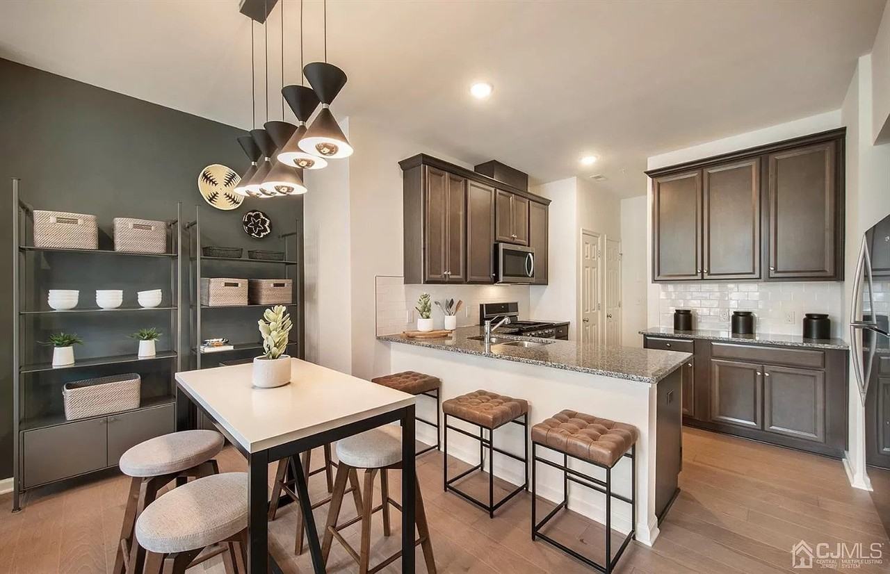 79 Robeson St #79ROBESON - Photo 2 of 13