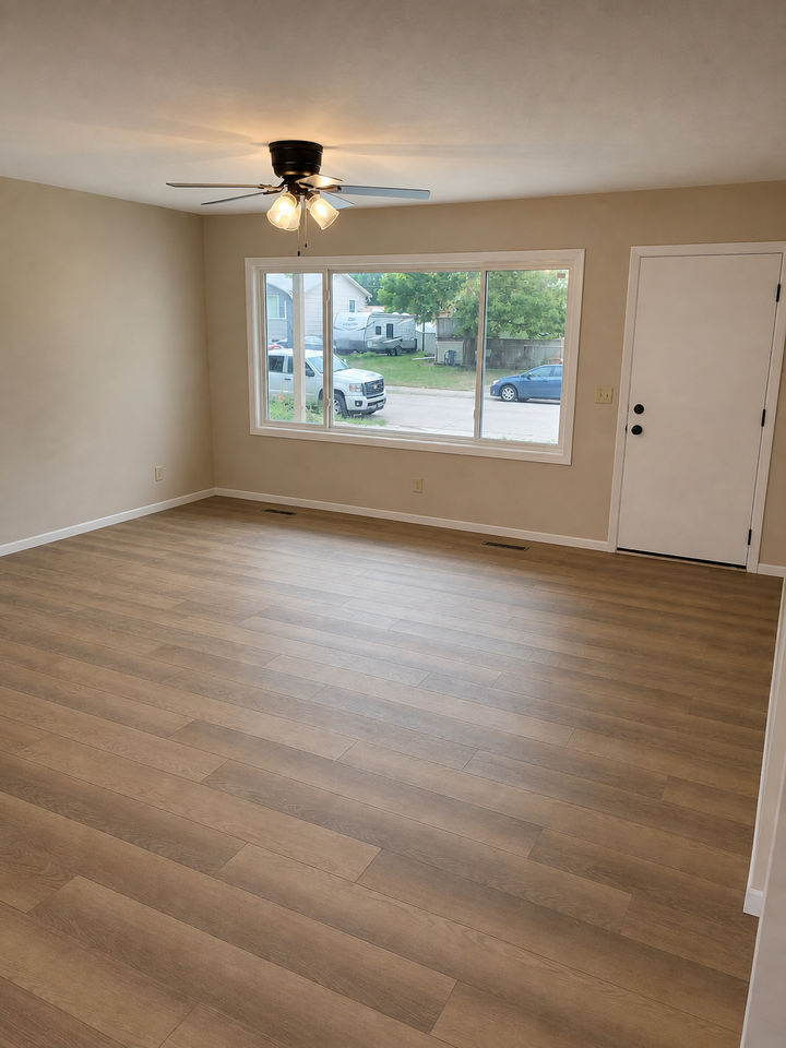 2814 L Ave #NA - Photo 3 of 19