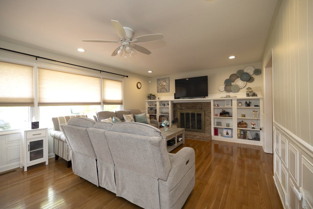 1911 Longcome Dr #NA - Photo 4 of 9