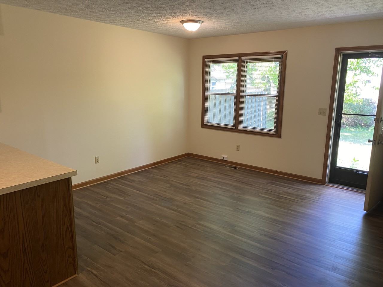 1330 Donwalter Ln #1330 - Photo 6 of 10