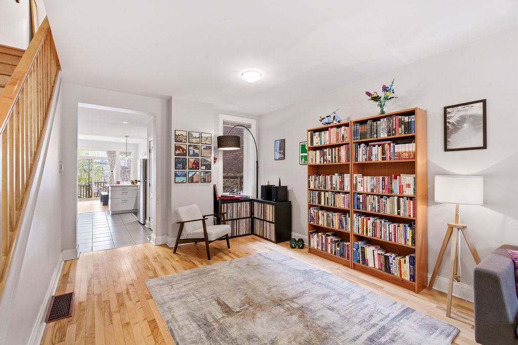 81 Anderson Street - Photo 5 of 30