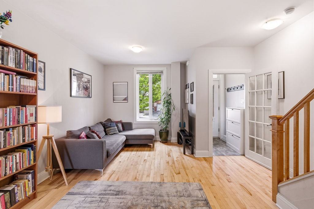 81 Anderson Street - Photo 4 of 30